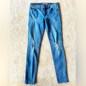 Levi’s 711 skinny jeans